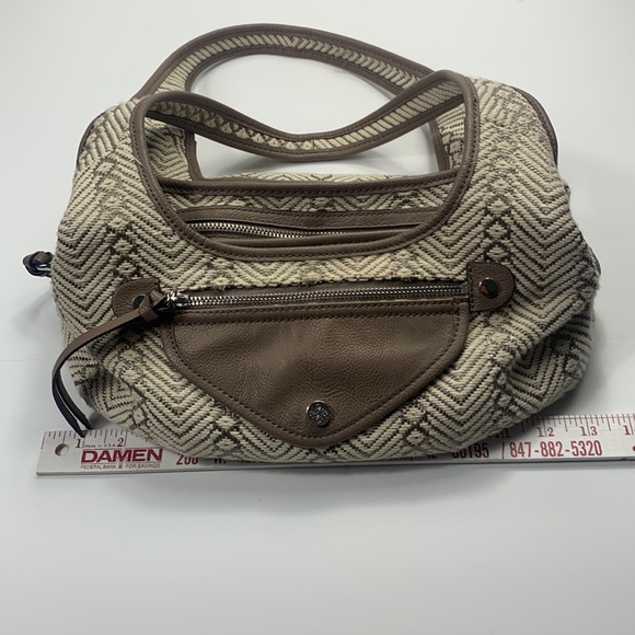 Vera Wang Simply Vera Hobo Shoulder Bag Purse - Picture 9 of 10